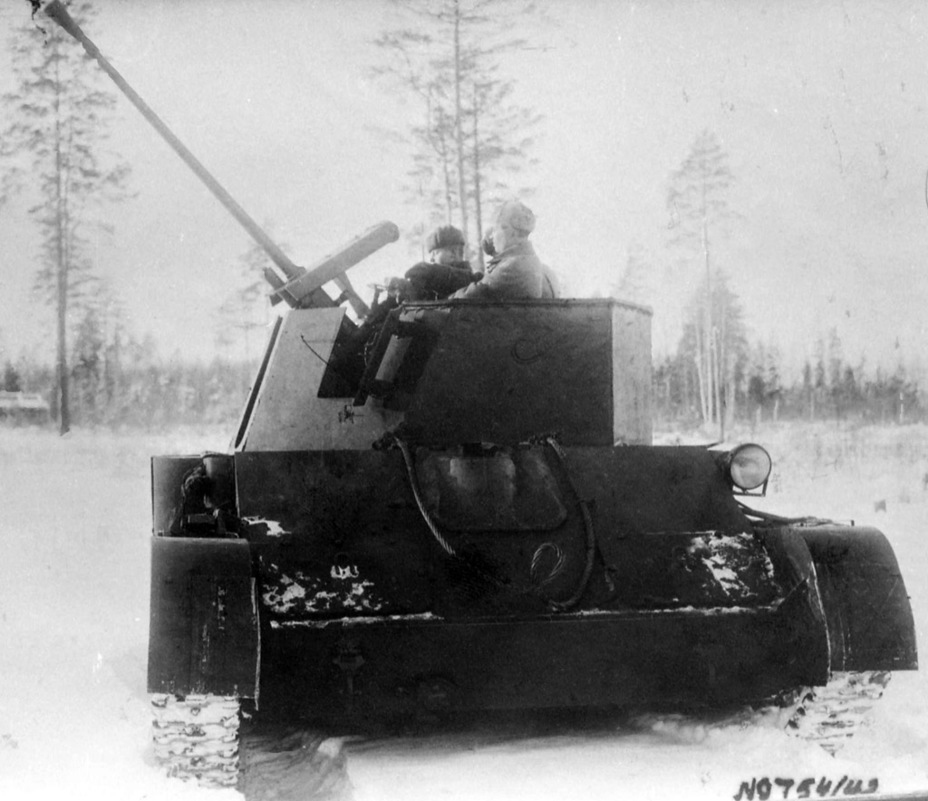 ​The gun at maximum elevation - SU-12: The Ill-Fated SPG | Warspot.net