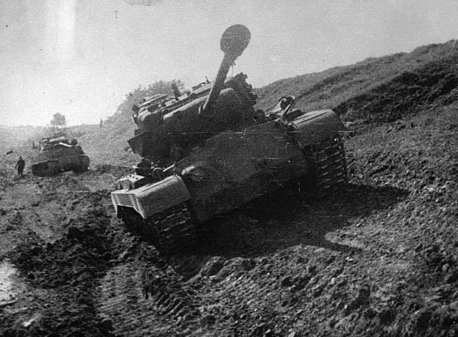 ​T26E3 during mobility trials - Pershing: Heavy by Necessity | Warspot.net