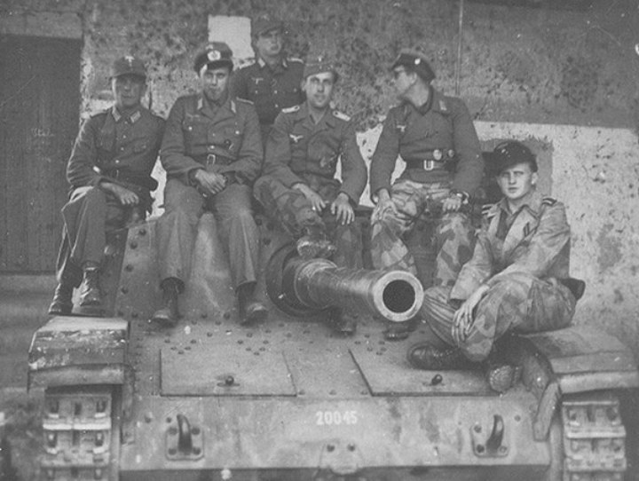 ​Most Semovente M43 da 105/25 served in the Wehrmacht - ''Dachshund'' for Assault Artillery | Warspot.net