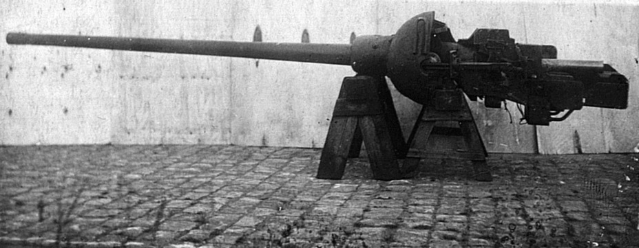 ​Overall view of the S-28 with gun mantlet - An Opponent for the Tiger | Warspot.net