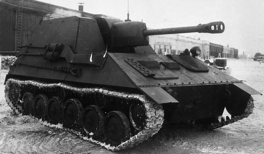 ​GAZ-71 at the factory, December 1942 - An Alternative from Gorky | Warspot.net