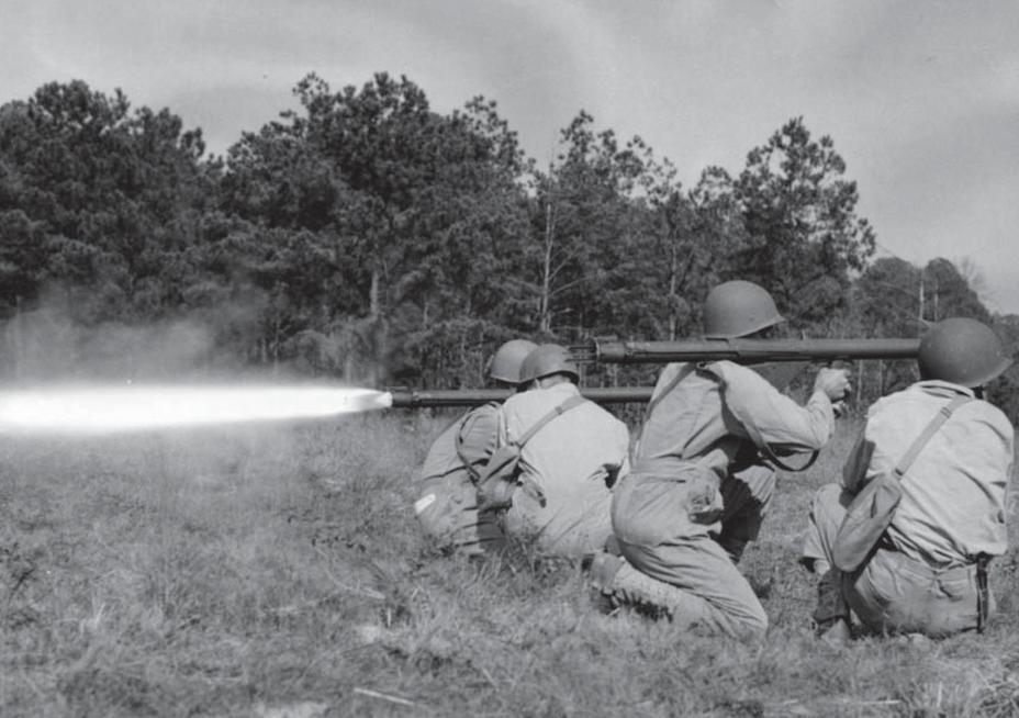 ​M1A1 Bazooka training at Fort Benning, September 1943 - The Father of All RPGs | Warspot.net