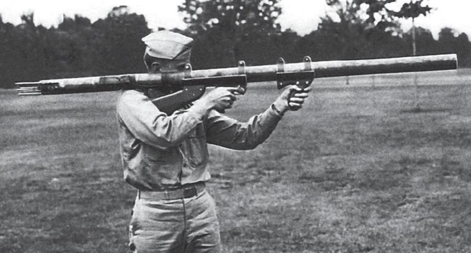 ​Captain E. Yule with a prototype T1 launcher - The Father of All RPGs | Warspot.net
