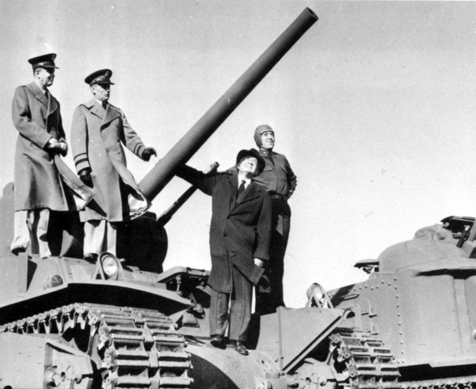 ​An official presentation of the Heavy Tank T1E2 at the Aberdeen Proving Grounds, December 8th, 1941 - Heavy Tank from Pennsylvania | Warspot.net