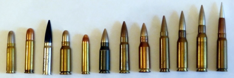 ​An incomplete collection of intermediate rounds. Left to right: 7.65×32 Mannlicher Carbine (1903); 2 – .351 WSL (1907); 3 – 8×35SR Ribeyrolles (1918); 4 – 7.65×35 Furrer (1921); 5 – .30 М1 Carbine (1940); 6 – 7.9×33 PP Kurz (1940); 7 – 7.62×39 М43 (1943–1947); 8 – 7.5×38 StG.48 (1948); 9 – 7.5×43 CRBA (1949); 10 – 7×43 FN (1949); 11 – 7×49 FN (1952); 12 – 7.9×40 CETME (1950s) - Kalashnikov vs. Schmeisser: For the Umpteenth Time | Warspot.net