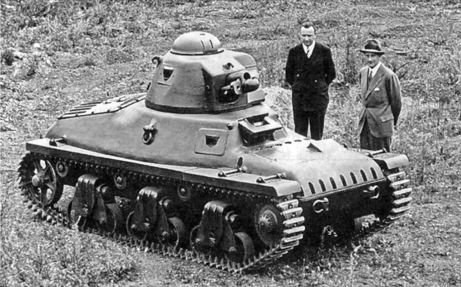 ​The third prototype received a new upper hull and an early APX R turret - Rejected by Infantry, Adopted by Cavalry | Warspot.net