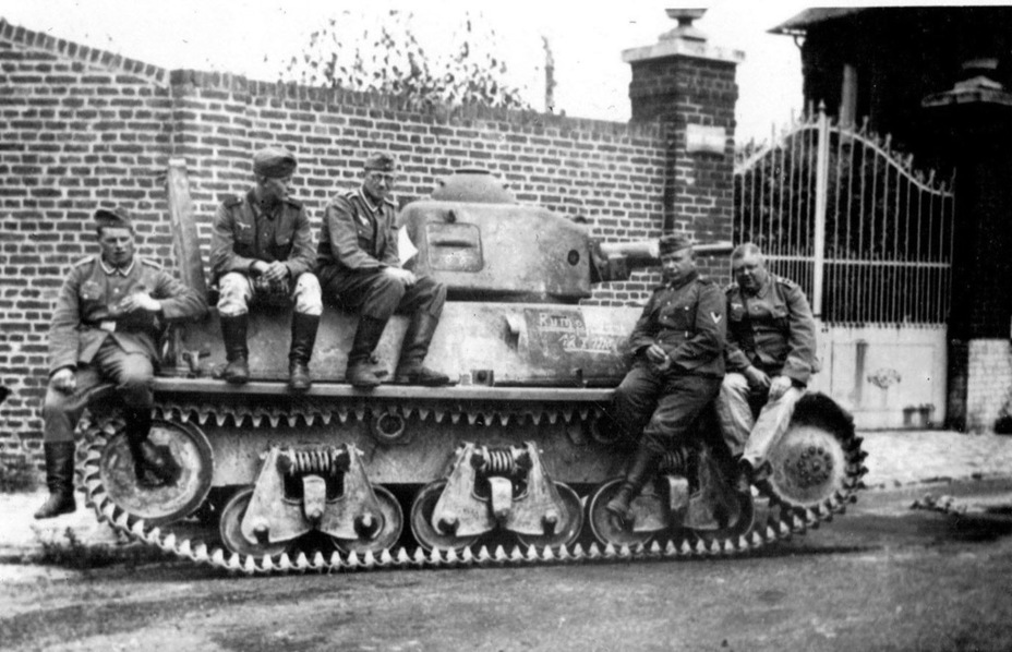 ​Even though the H 39 was the best French tank, it had little effect on the course of the war - Rejected by Infantry, Adopted by Cavalry | Warspot.net