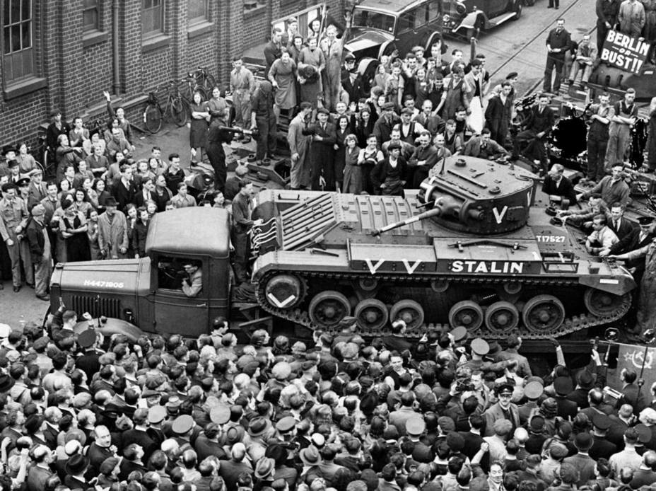 ​Ceremony celebrating the shipment of Valentine tanks to the USSR - Tanks Worth Their Weight in Gold | Warspot.net