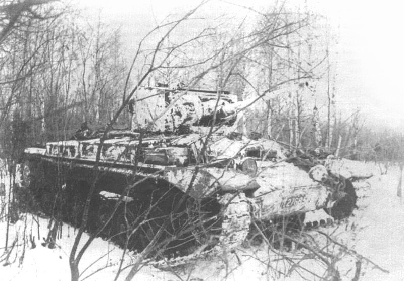 ​A Valentine tank in ambush, winter 1941-42 - Tanks Worth Their Weight in Gold | Warspot.net