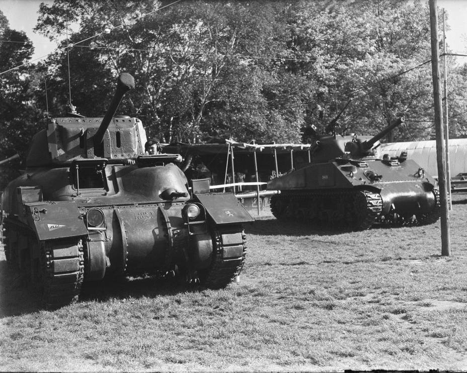 ​A Ram tank (left) and Sherman (right), Utrecht, Netherlands. The most advanced model of the Ram tank was still only on par with the early Sherman - Waking the Canadian Bear | Warspot.net