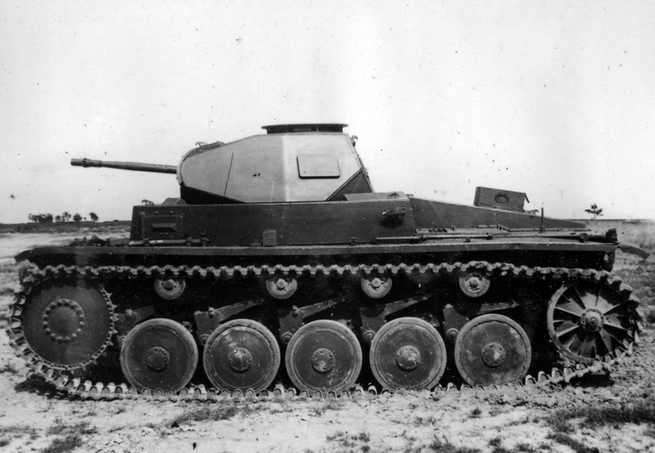 ​The same tank from the left - Pz.Kpfw.II Ausf. F: Third Time's the Charm | Warspot.net