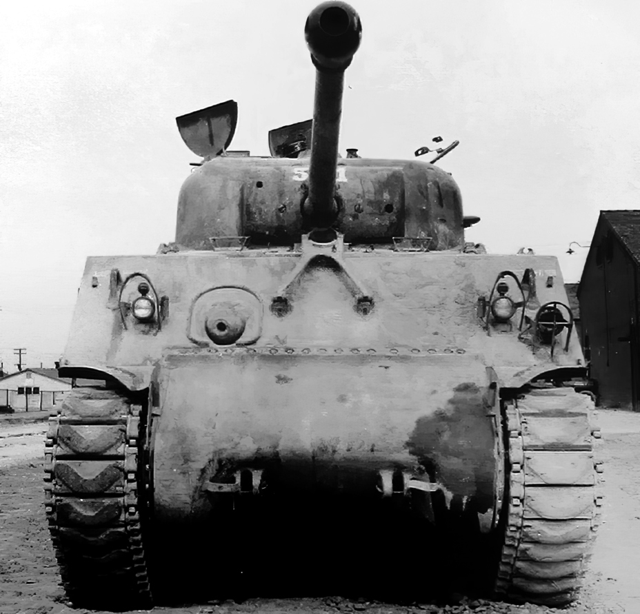 ​Medium Tank M4A3 hull with a Firefly turret. The Americans tested the 17-pounder gun but did not adopt it - Firefly with a Stinger | Warspot.net